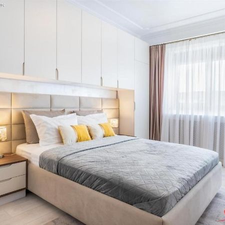 Apartament Ghimbav_Rk Exteriör bild